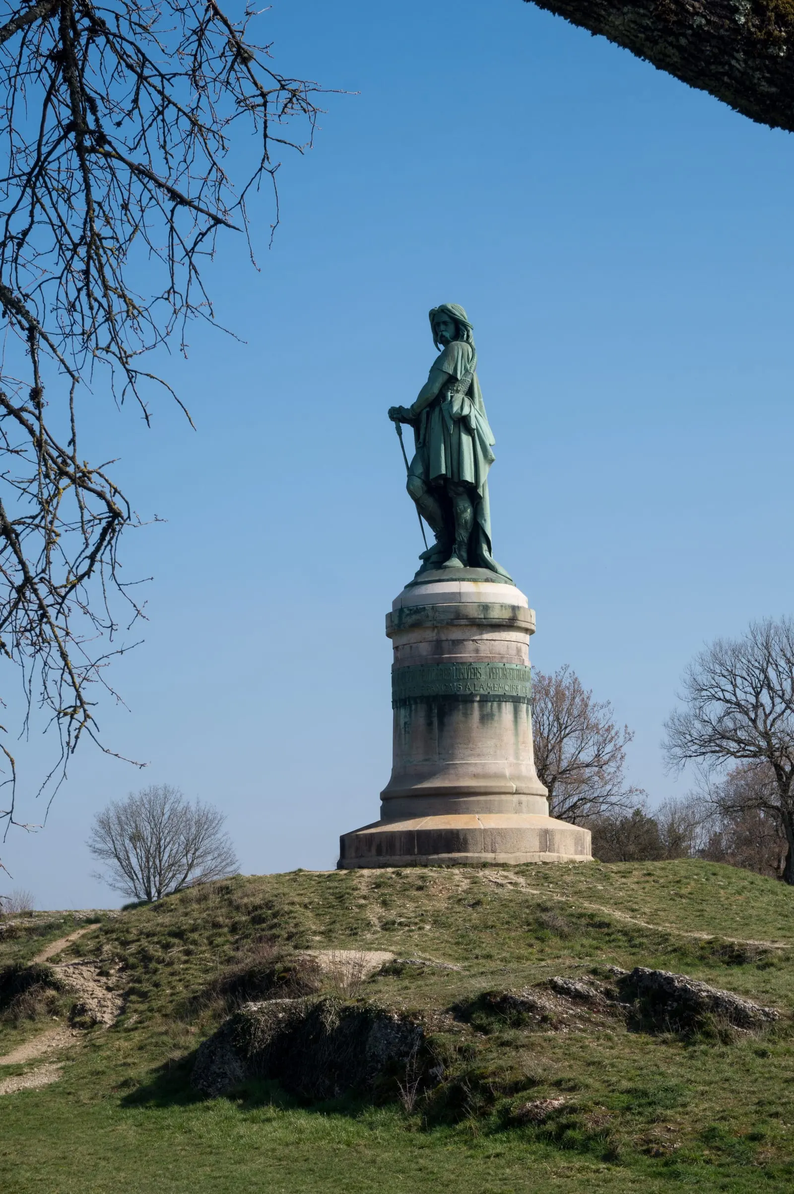 La statue de Vercingétorix à Alise-Sainte-Reine, par CrlNvl